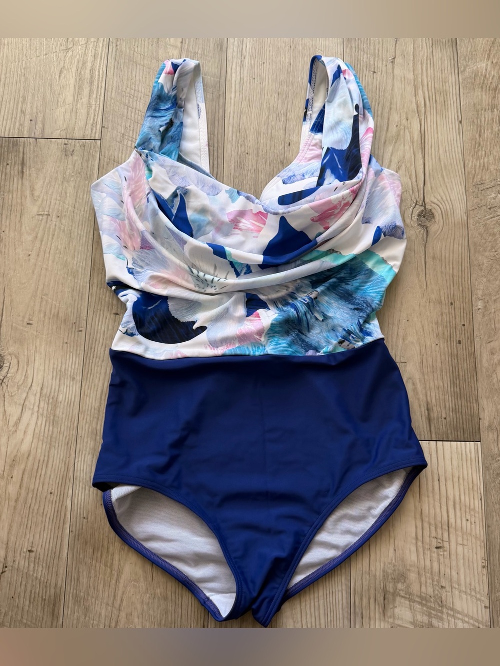 Triumph XL White & Pastel Floral Women's Swimwear